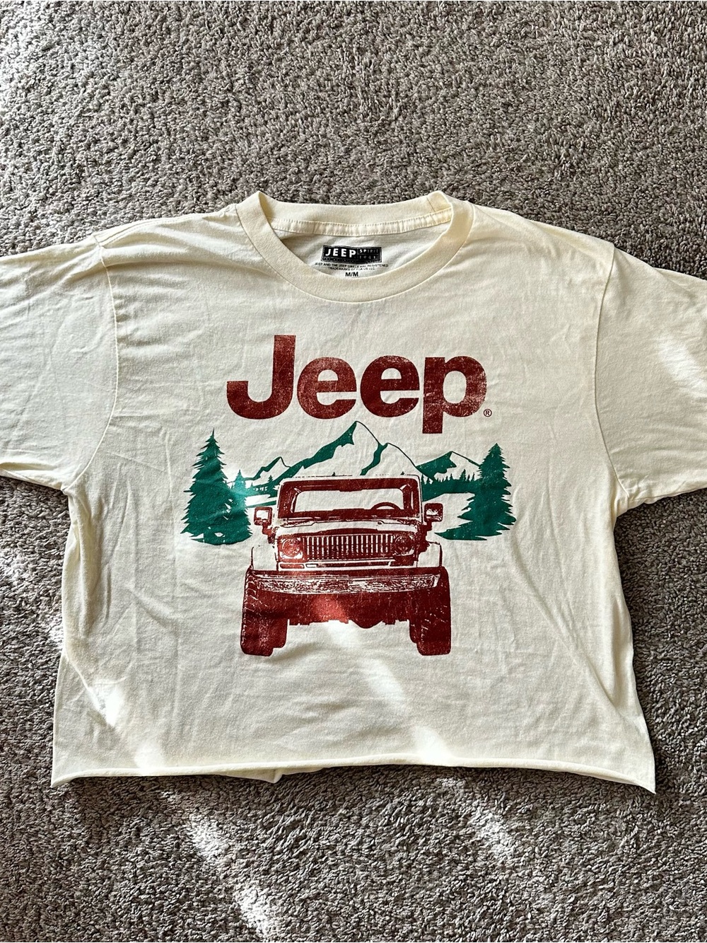Jeep medium oversized crop cotton t-shirt new with out tags